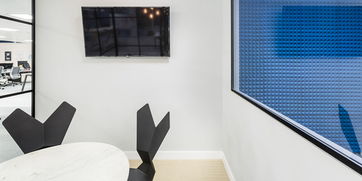 時(shí)尚辦公網(wǎng) 辦公設(shè)計(jì) 設(shè)計(jì)欣賞 寧靜自然 英國汽車在線交易平臺(tái)carwow倫敦總部辦公設(shè)計(jì)欣賞